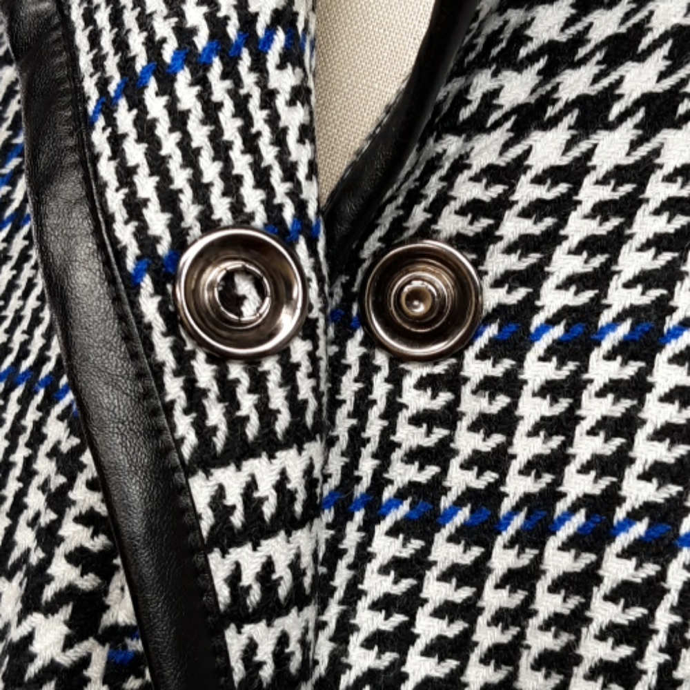 Cache Swing Cape Jacket - Picture 5 of 12